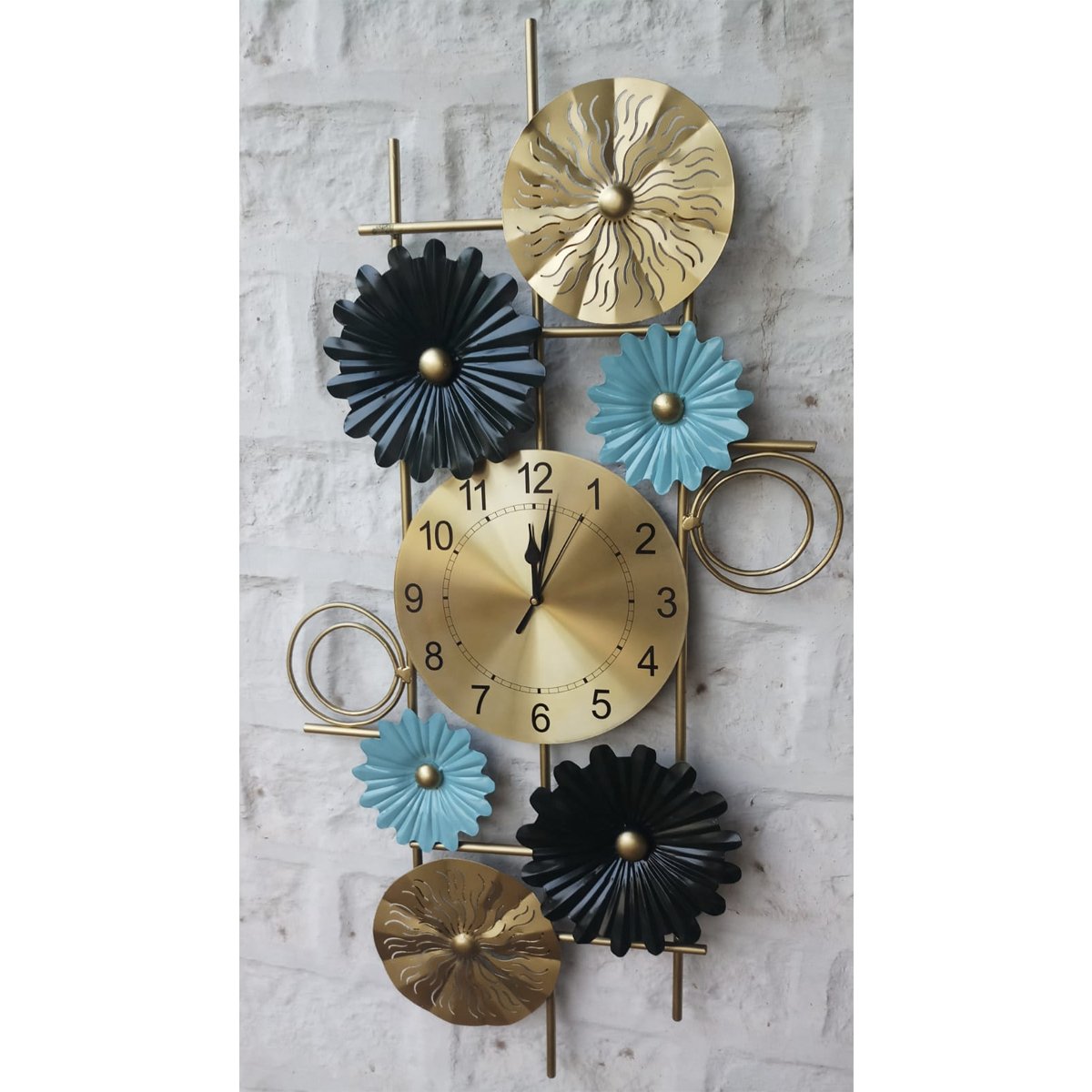 Verticle Flower Clock - Premium from The Gift Bays - Just ₹6000! Shop now at TheGiftBays